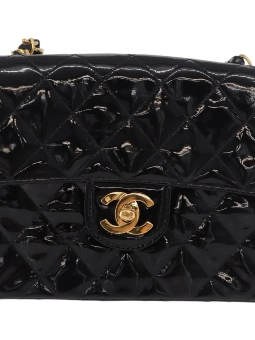 CHANEL Mini Matelasse 17 Chain Bag Patent leather Black Gold CC Auth 184825V